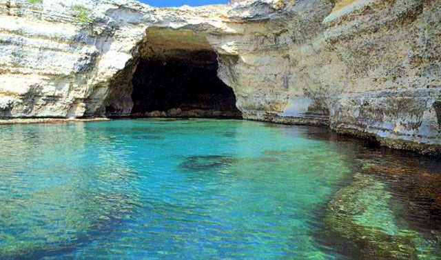 Una gita alla scoperta delle grotte tra Otranto e Castro