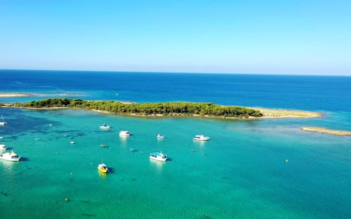 Isola dei Conigli a Porto Cesareo: cosa vedere e come viverla