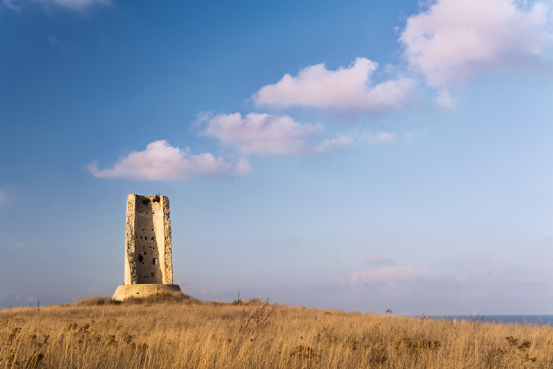 Risultato immagini per la torre del serpe otranto