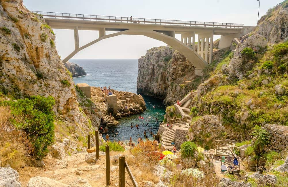 Il fiordo del Ciolo: Il ponte sospeso tra cielo e mare