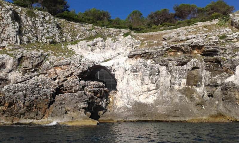 Scopriamo insieme la Grotta Romanelli: storia e bellezze del Salento