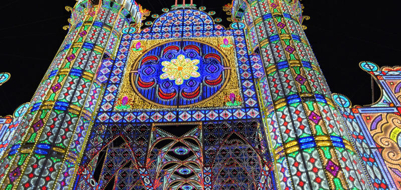 Santa Domenica e le sue famose Luminarie