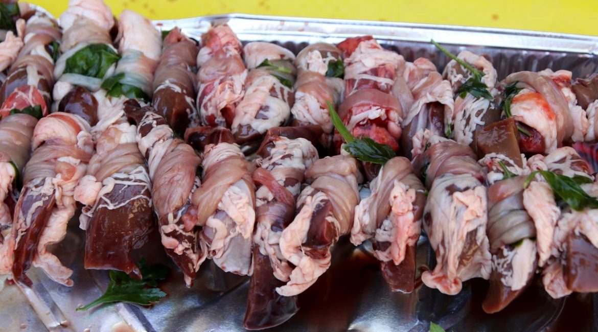 Gnummareddhi o turcinieddhi: i sapori del Sud alla griglia