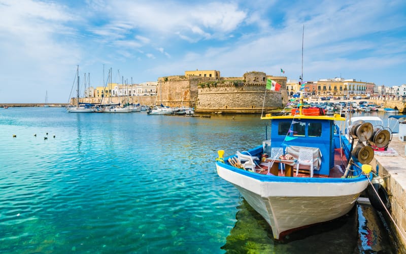 Il castello che galleggia sul mare: l’Angioino a Gallipoli
